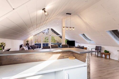 Ferienwohnung 'Piste 2' mit Gemeinschaftsterrasse, Balkon und Wi-Fi