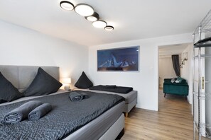 1 quarto, Wi-Fi de cortesia, roupa de cama