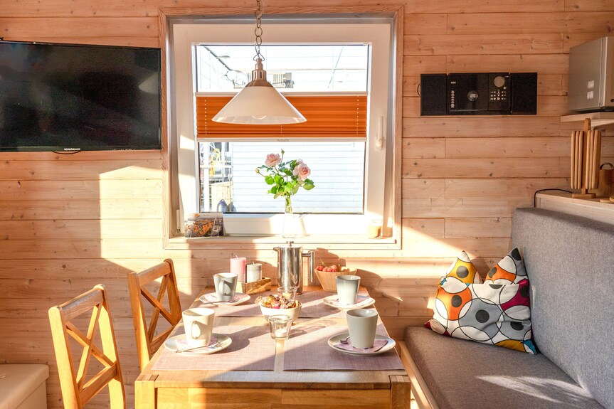 Houseboat For 4 Guests With 28m² In Am Yachthafen Heiligenhafen (267219) - Heiligenhafen