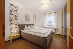 2 bedrooms, free WiFi, bed sheets