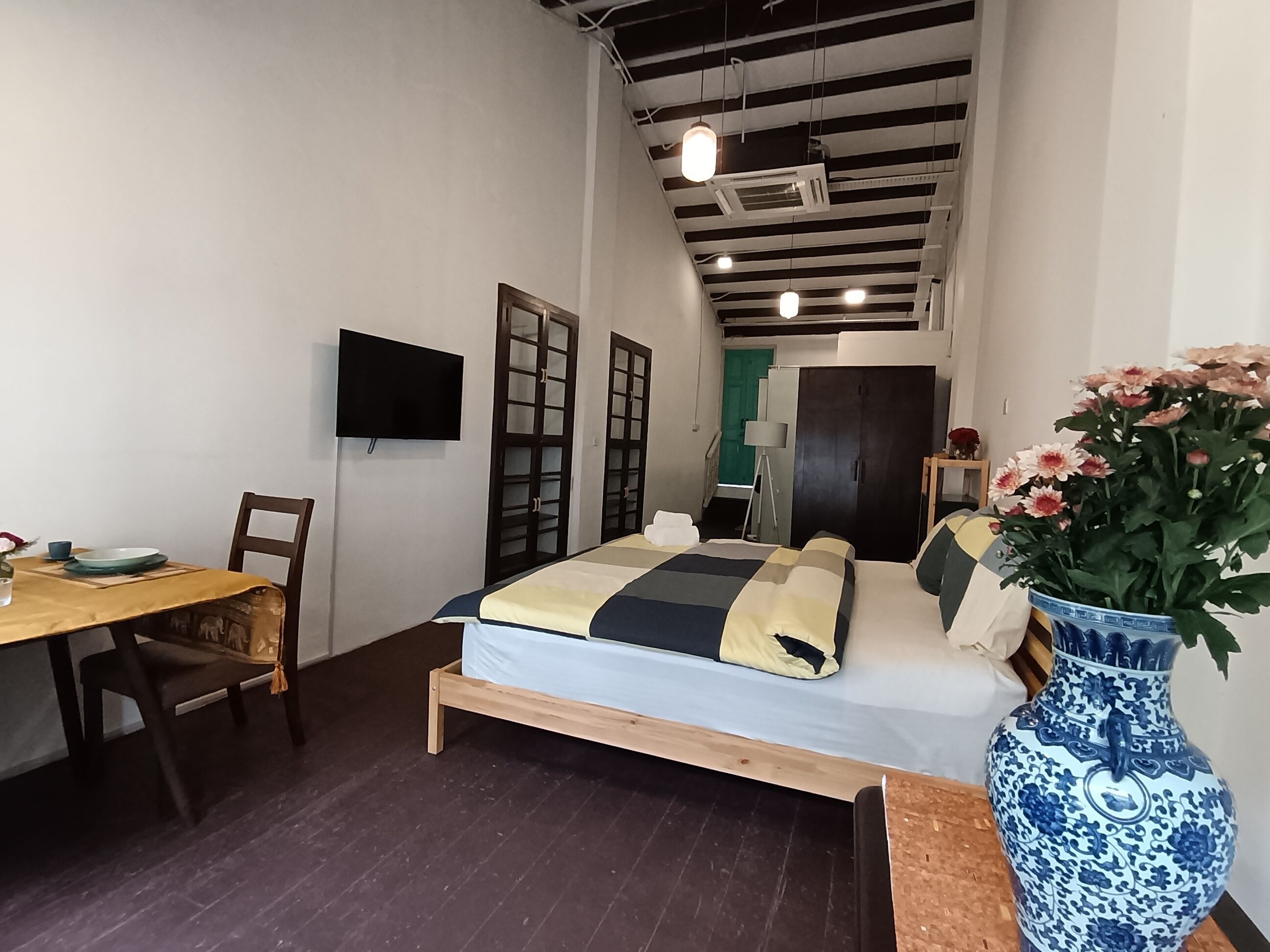 럭셔리 더블룸, 킹사이즈침대 1개, 금연, 전용 욕실 | 객실 내 편의 시설/서비스