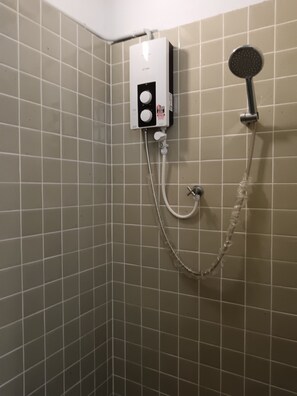 Luxury Double Room, 1 King Bed, Non Smoking, Private Bathroom | Room amenity