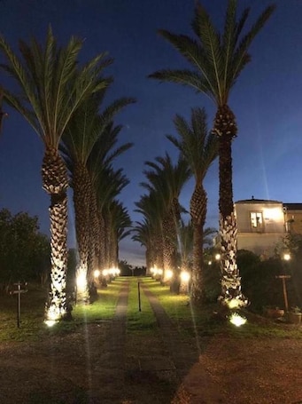 Exterior. Torre Archirafi Resort