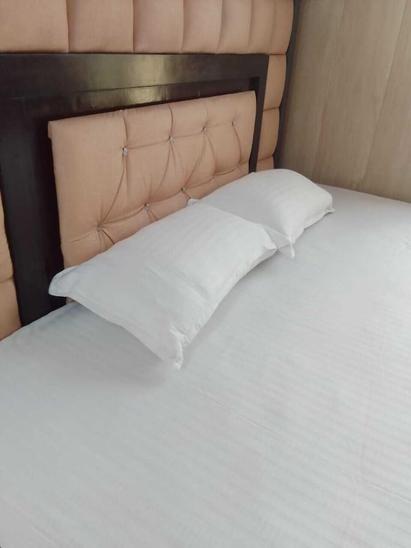 Chambre Standard, vue ville | 1 chambre, bureau, accÚs pour personnes à mobilité réduite