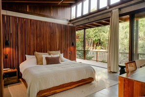 4 chambres, fer et planche à repasser, Wi-Fi gratuit, draps fournis