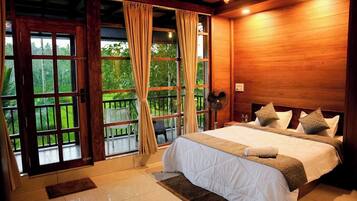 Family Chalet, 1 Bedroom, Balcony, Mountain View