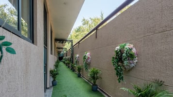 Entrée de l’hébergement