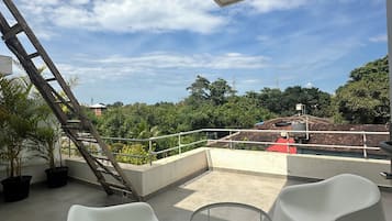 Luxury Villa, 3 Bedrooms | Terrace/patio