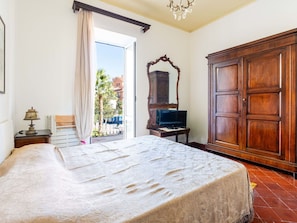 3 Schlafzimmer, Reisekinderbett, kostenloses WLAN