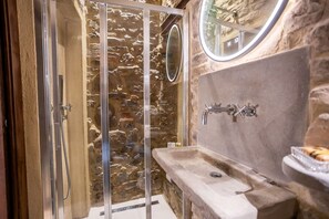 Een douche, een haardroger