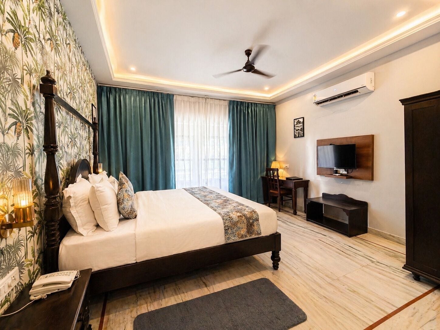 Super Deluxe Room | Premium bedding, minibar, desk, free WiFi