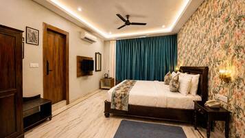 Deluxe Room Non View | Premium bedding, minibar, desk, free WiFi