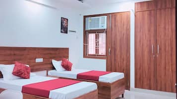 Standard Double Room | Room amenity