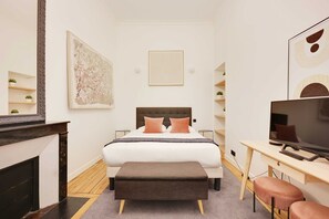 2 bedrooms, desk, iron/ironing board, travel cot - Cosy Appart 5P/1BR – Tour Eiffel - (Paris)