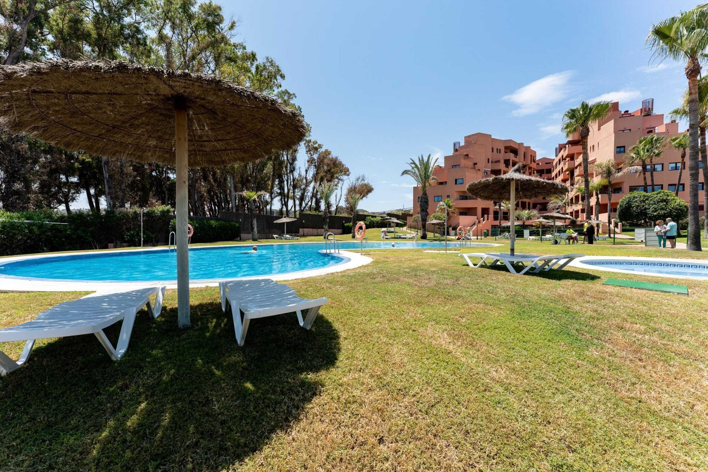 Apartment | Pool | Outdoor pool