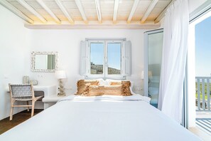 5 habitaciones, tabla de planchar con plancha y cuna de viaje 