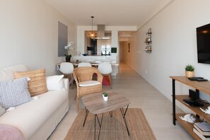 Smart TV, DVD player