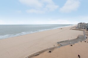 Beach nearby - Apartment in Mariakerke with Stunning Sea Views (OSTEND)