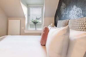 2 室のベッドルーム、アイロン / アイロン台、WiFi、ベッドシーツ