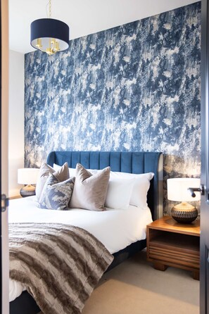 2 bedrooms, iron/ironing board, WiFi, bed sheets - The Capercaillie, Inverness (Inverness)