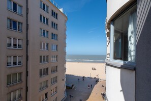 Beach - Apartment in Ostend near the beach (OSTEND)