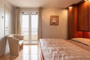 1 dormitorio, tabla de planchar con plancha, wifi gratis