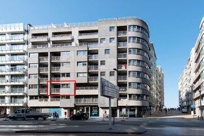 Exterior - Apartment in Ostend near the Seawall (OSTEND)