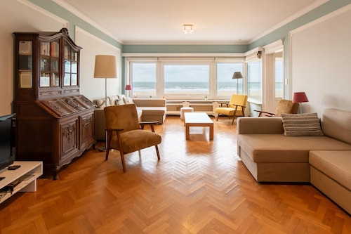 Apartment in Ostend with Stunning Sea View