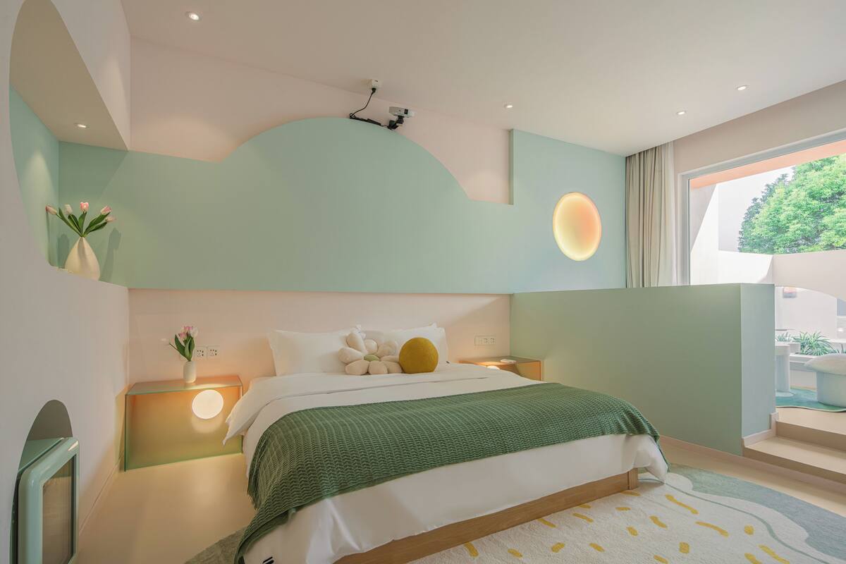 Comfort Double Room | Desk, blackout drapes, WiFi (free)