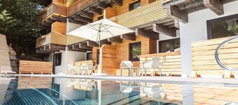 Penthouse in Saalbach near ski area