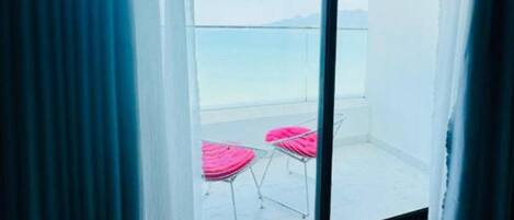 Family Apartment, Beach View | Balcony
