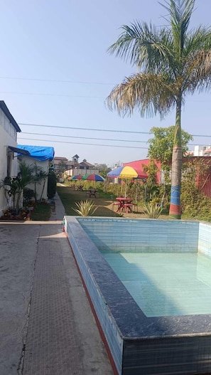 2 indoor pools - Krishna Raja Ji Downtown By GRB (Ganga Bhogpur Talla)