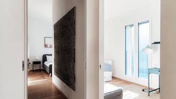 2 Schlafzimmer, BĂŒgeleisen/BĂŒgelbrett, WLAN, BettwĂ€sche