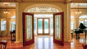 獨棟房屋, 無障礙 | 10 間臥室