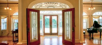 Mansion w 10 Bedrooms Pool and Theater