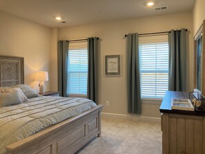 4 Schlafzimmer, Bügeleisen/Bügelbrett, WLAN, Bettwäsche