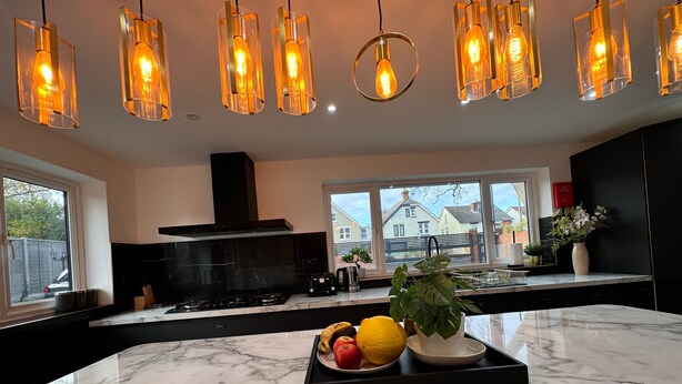 Unclassified image, 1 of 48, button - Luxury Waterlooville Villa With 7 Bedrooms (Waterlooville)