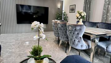 Villa | Tempat makan