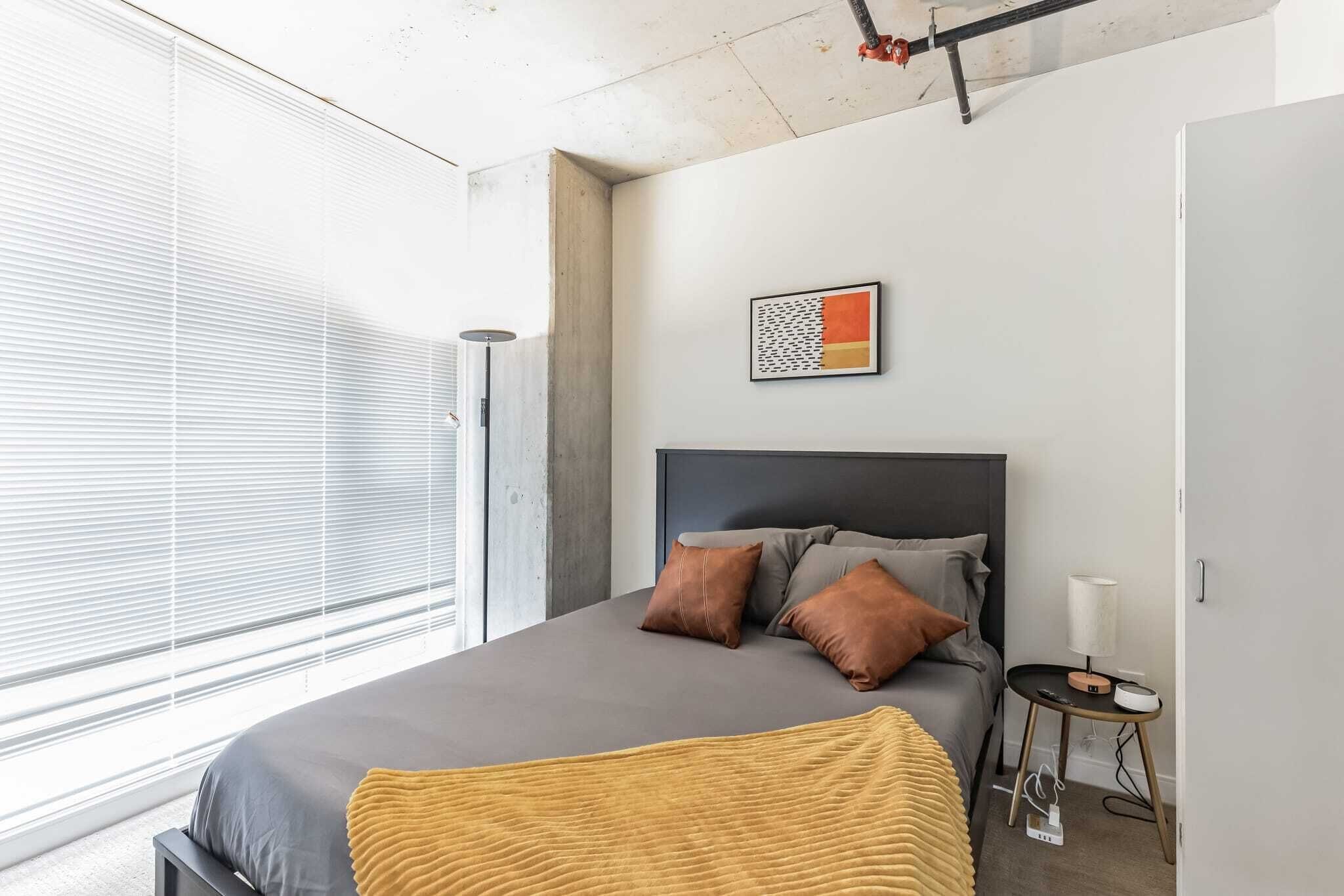 4 habitaciones, tabla de planchar con plancha, cuna de viaje y wifi 