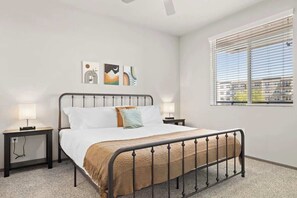 1 chambre, bureau, fer et planche à repasser, Wi-Fi