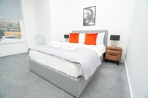 1 Schlafzimmer, Schreibtisch, Bügeleisen/Bügelbrett, WLAN