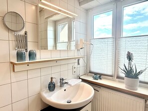 Hair dryer, towels