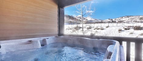 室外 SPA 浴池