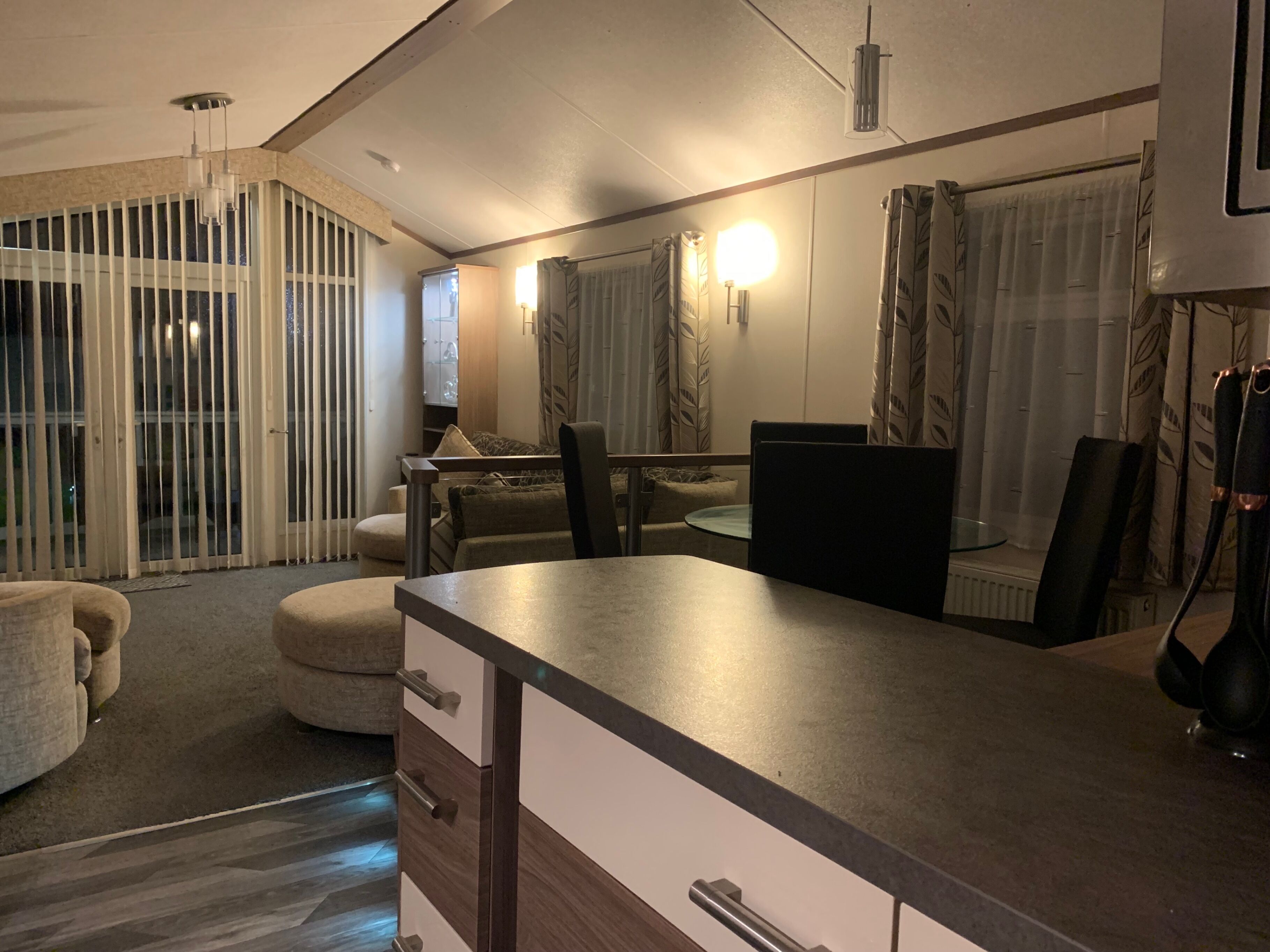 Cabin | Nội thất