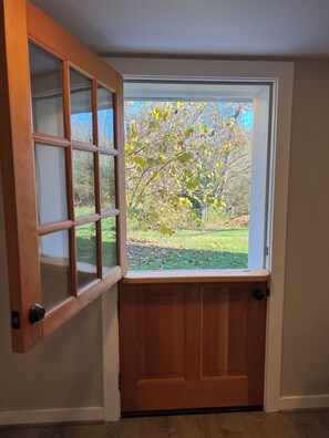 Interior - Quaint and Cozy 3-bedroom home loaded with charm and amenities in Coalmont (Coalmont)