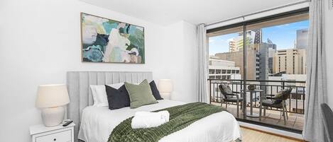 1 bedroom, desk, iron/ironing board, free WiFi