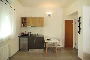 Appartement Standard | 1 chambre, fer et planche à repasser, Wi-Fi gratuit