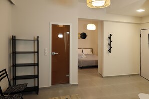 Superior Apartment | 1 bedroom, iron/ironing board, free WiFi