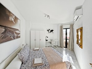2 chambres, fer et planche Ă repasser, Wi-Fi, draps fournis