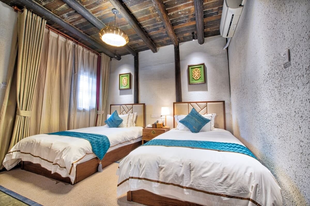 Comfort Double or Twin Room, Patio, Hill View